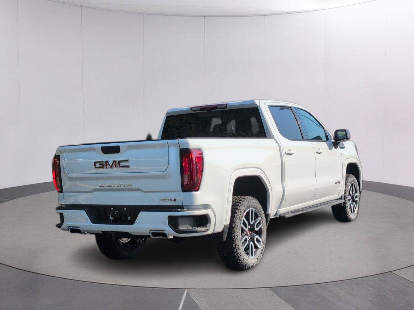 New 2026 GMC Sierra 1500 AT4 w/ AT4 Premium Package AWD/4WD image 5