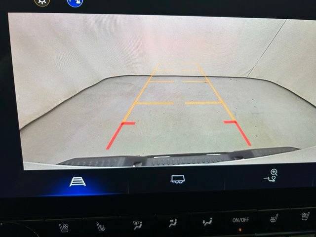 Certified 2024 Chevrolet Colorado ZR2 w/ ZR2 Convenience Package III AWD/4WD image 20