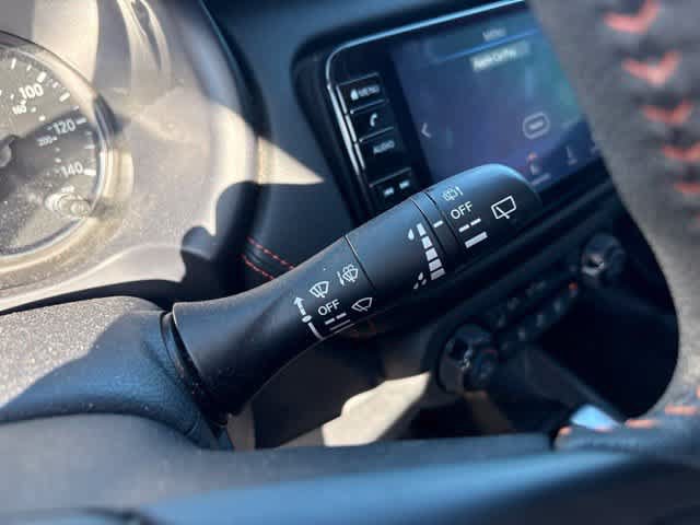 Used 2023 Nissan Kicks SR w/ SR Premium Package FWD image 17