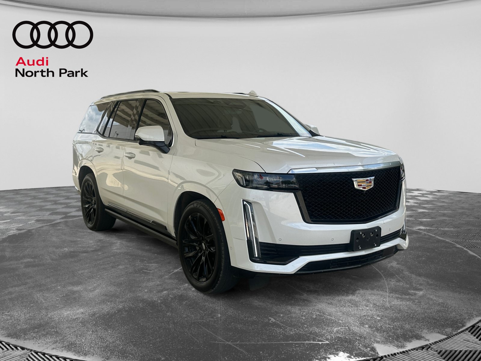 Used 2022 Cadillac Escalade Sport w/ Touring Package AWD/4WD image 7