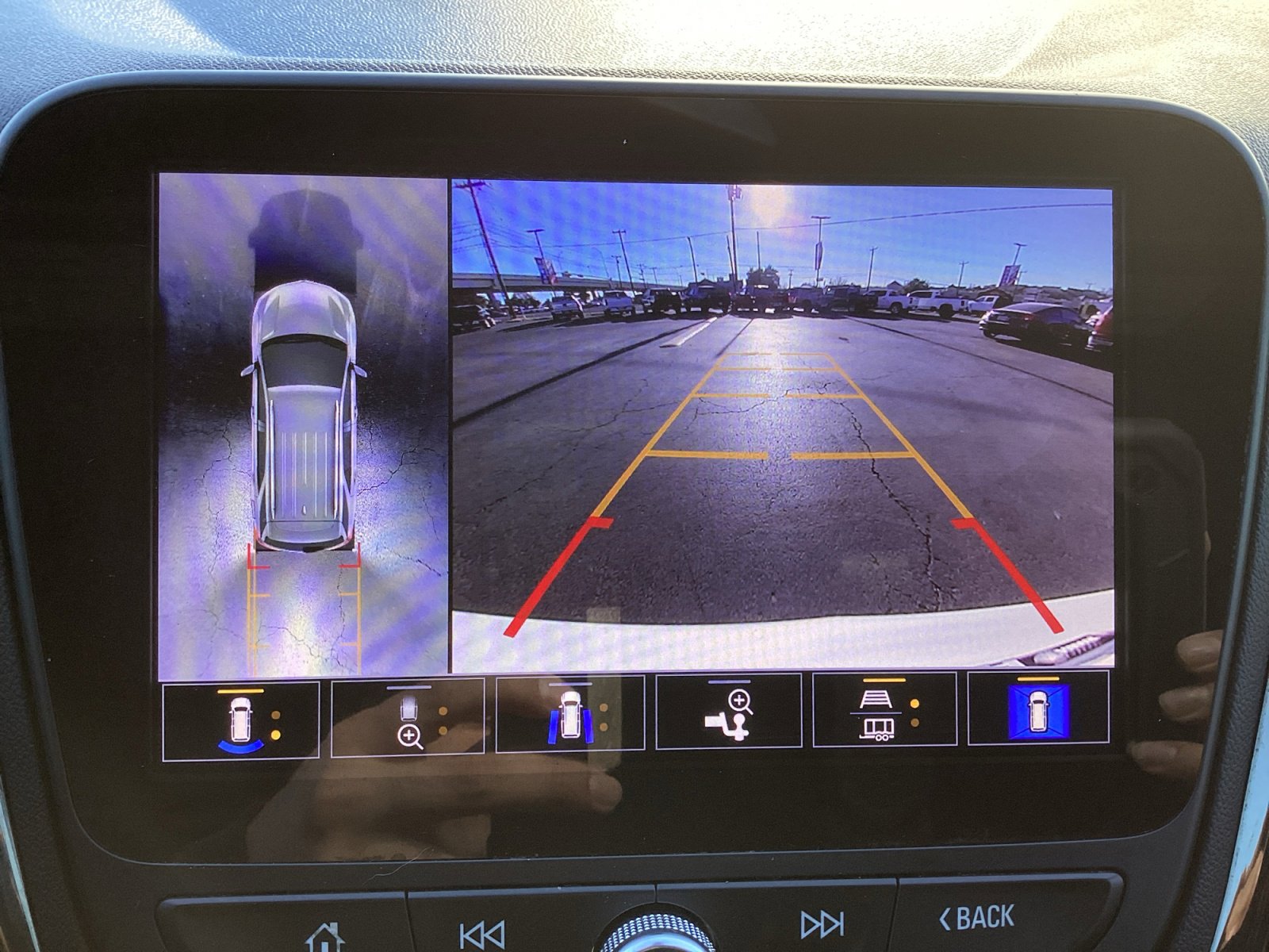 Used 2023 Chevrolet Equinox RS image 21