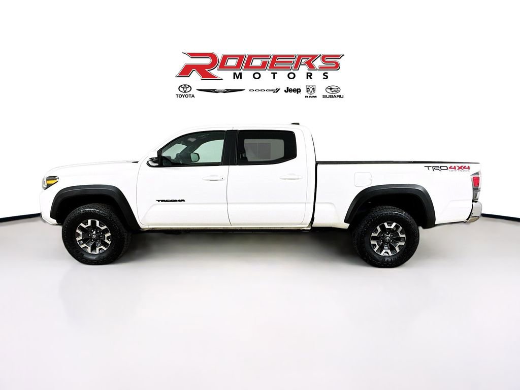 Certified 2023 Toyota Tacoma TRD Off-Road w/ Black Out Package (TMS) image 9