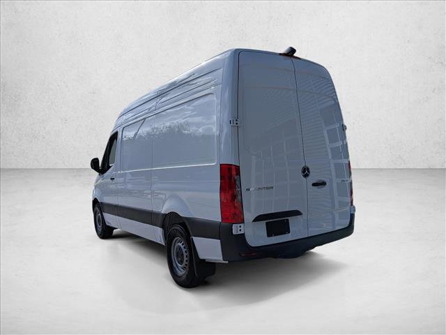Used 2024 Mercedes-Benz Sprinter 2500 image 8