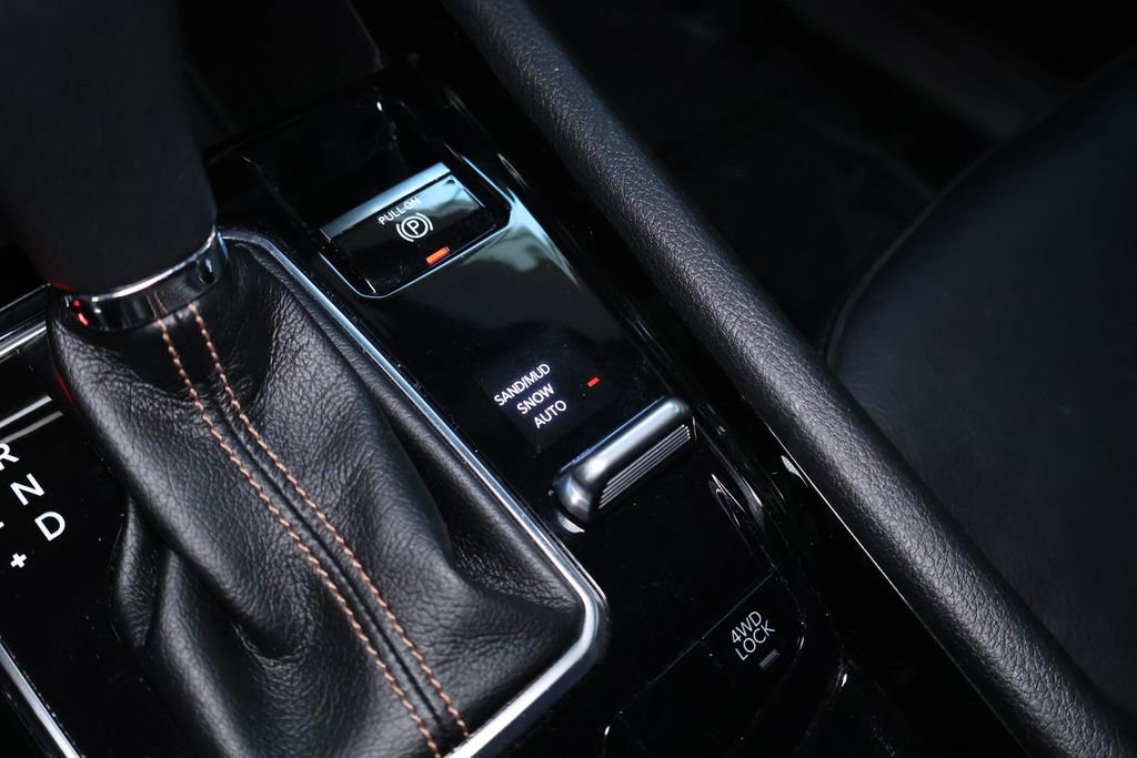 Used 2022 Jeep Compass Limited image 38