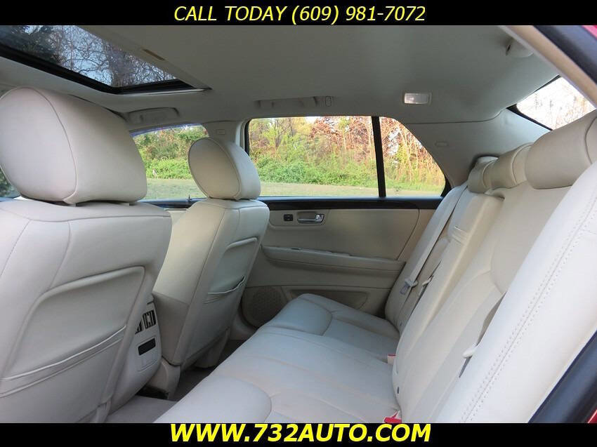 Used 2009 Cadillac DTS w/ Sun And Sound Package FWD image 9