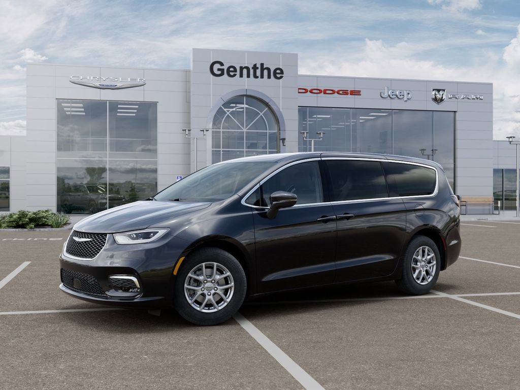 New 2026 Chrysler Pacifica Select image 2