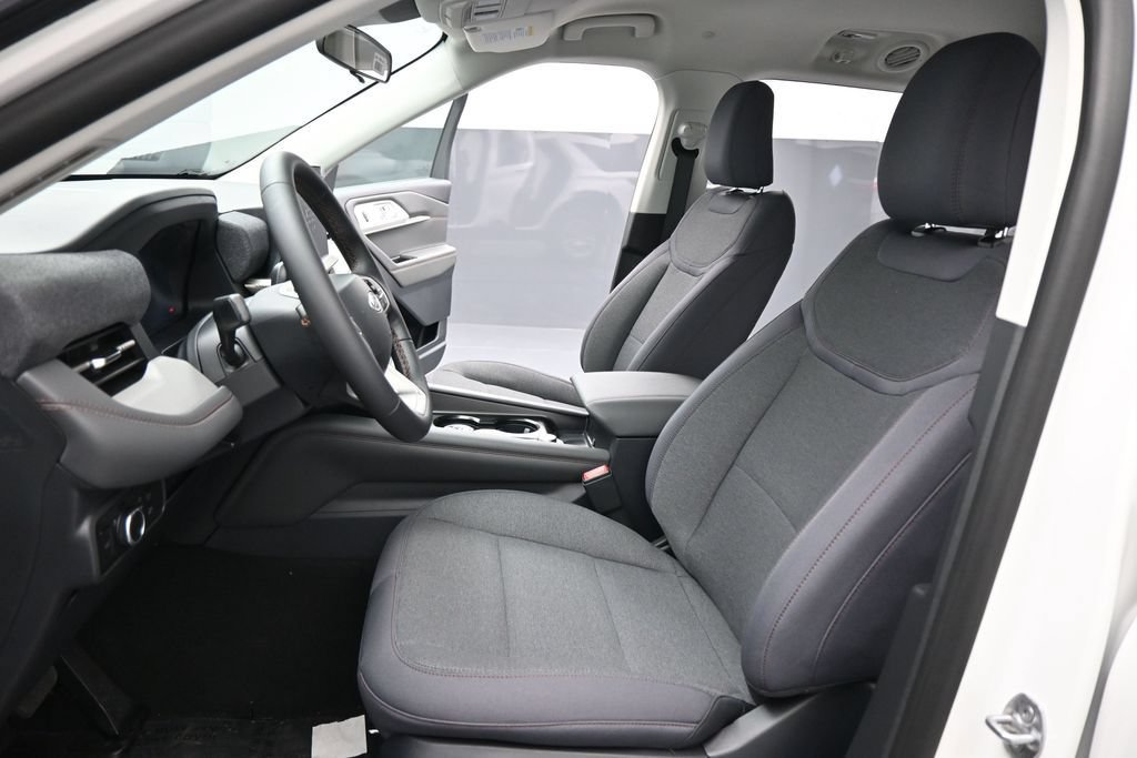 New 2026 Ford Explorer Active RWD image 9