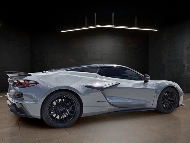 Used 2024 Chevrolet Corvette Z06 w/ Battery Protection Package RWD image 7