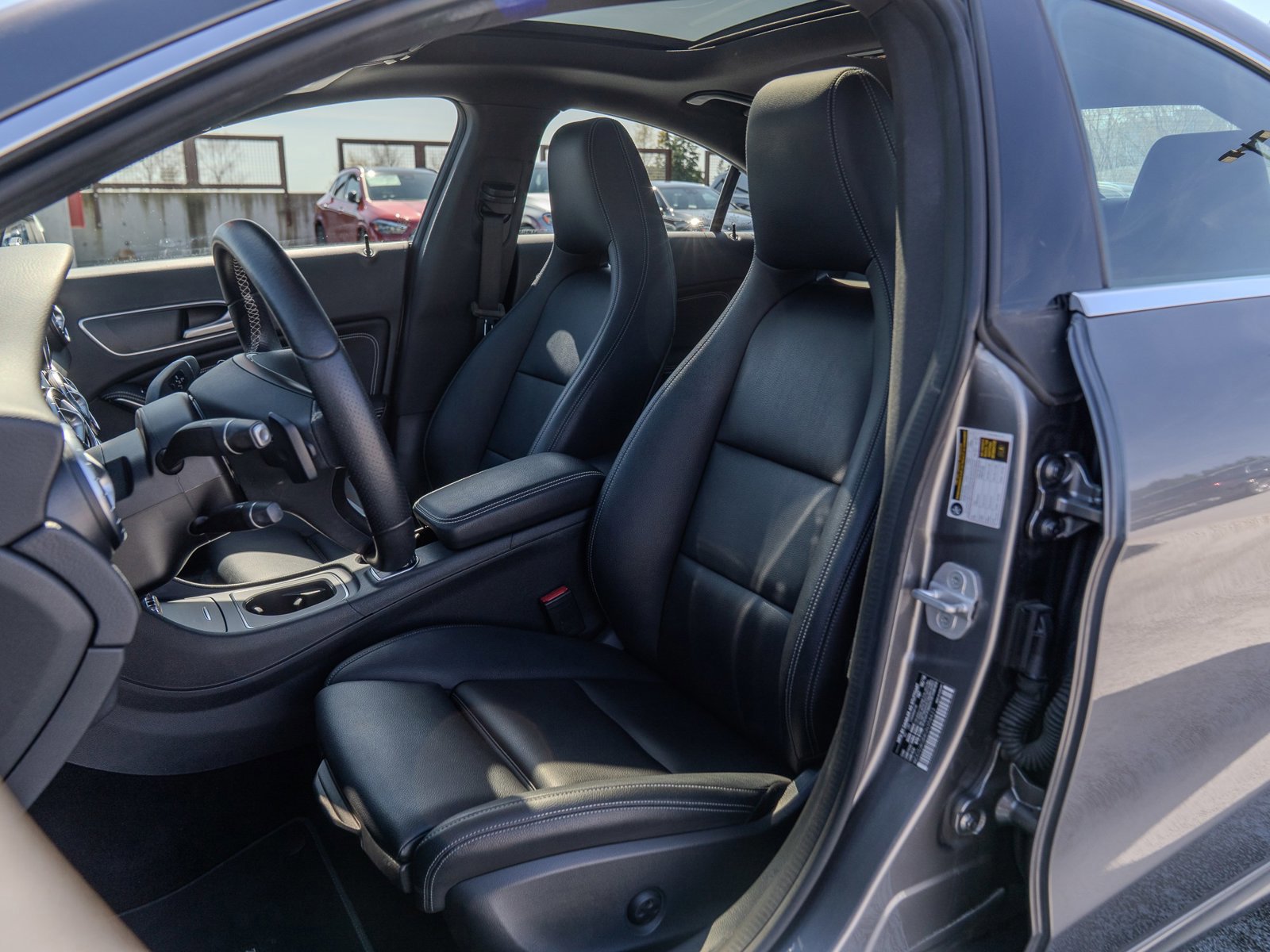 Used 2016 Mercedes-Benz CLA 250 4MATIC image 17