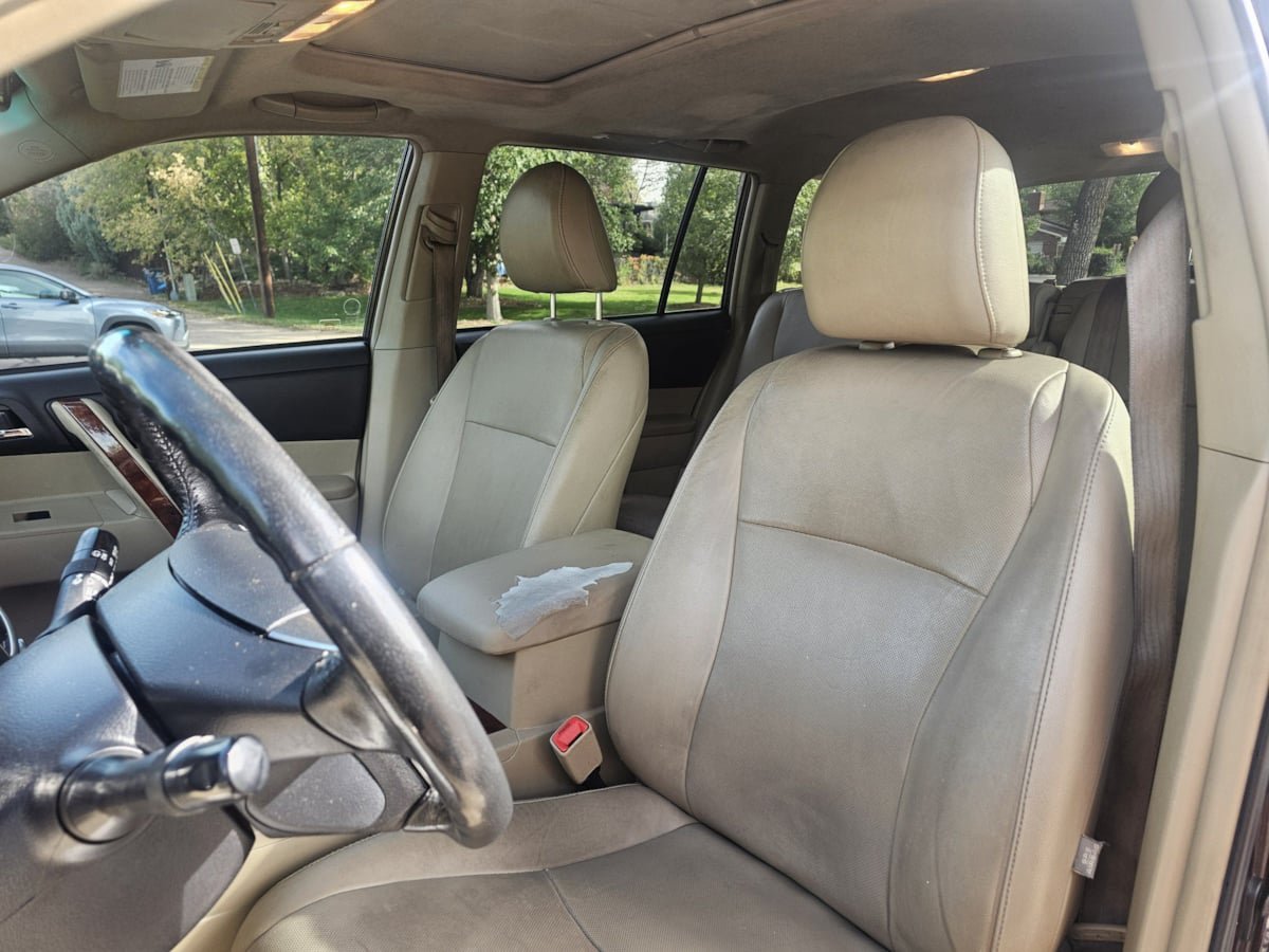 Used 2013 Toyota Highlander Limited FWD image 11