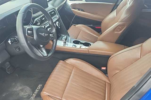 Used 2021 Genesis G70 2.0T w/ Elite Package RWD image 6