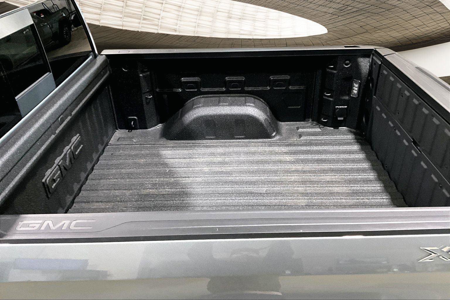 New 2026 GMC Sierra 1500 SLT w/ SLT Premium Plus Package image 5