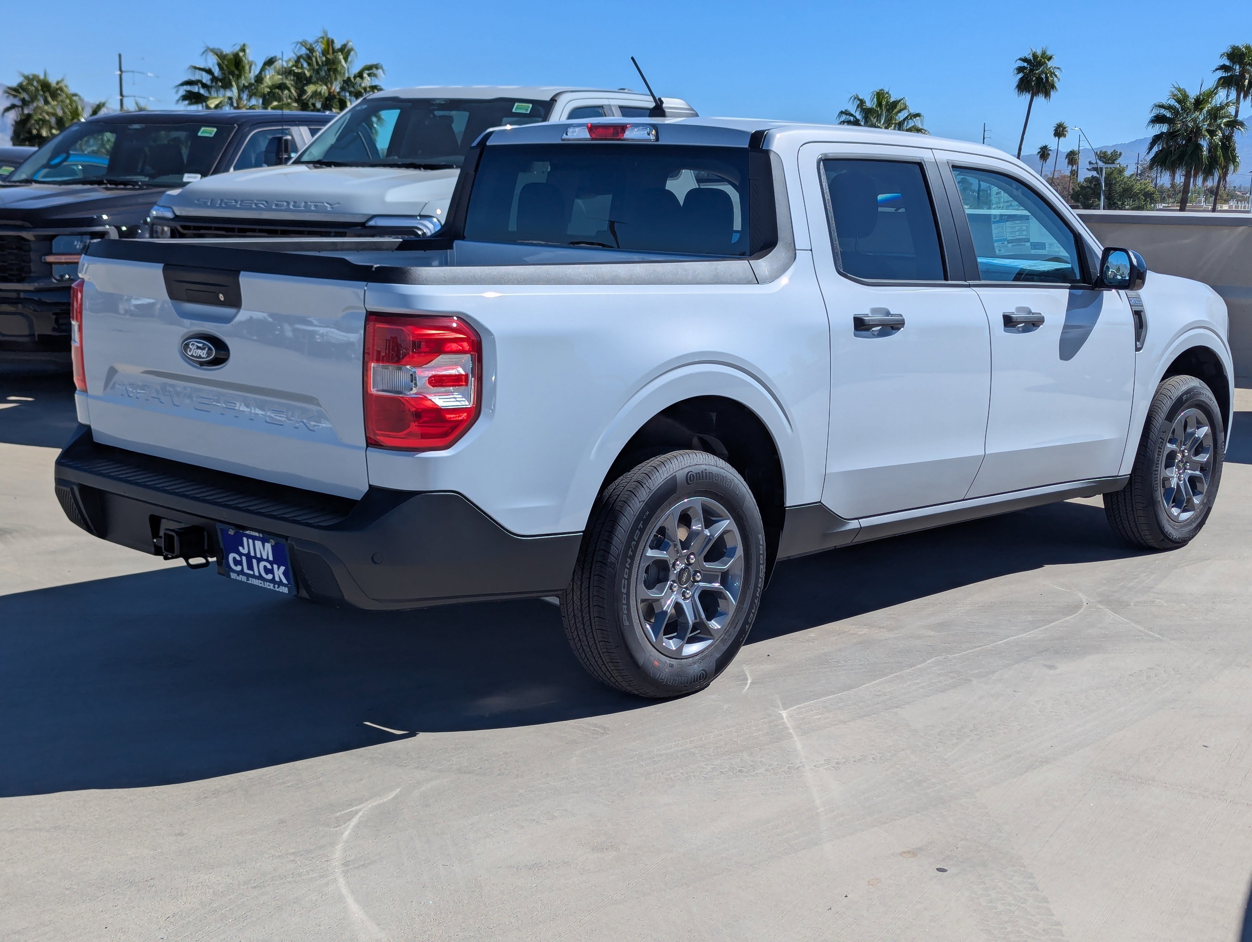 New 2025 Ford Maverick XLT w/ XLT Luxury Package image 2