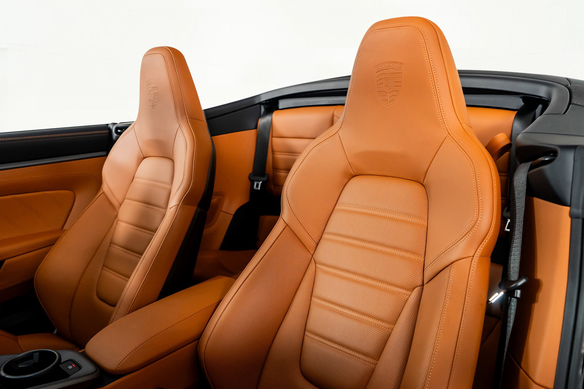 Used 2025 Porsche 911 Carrera S image 3