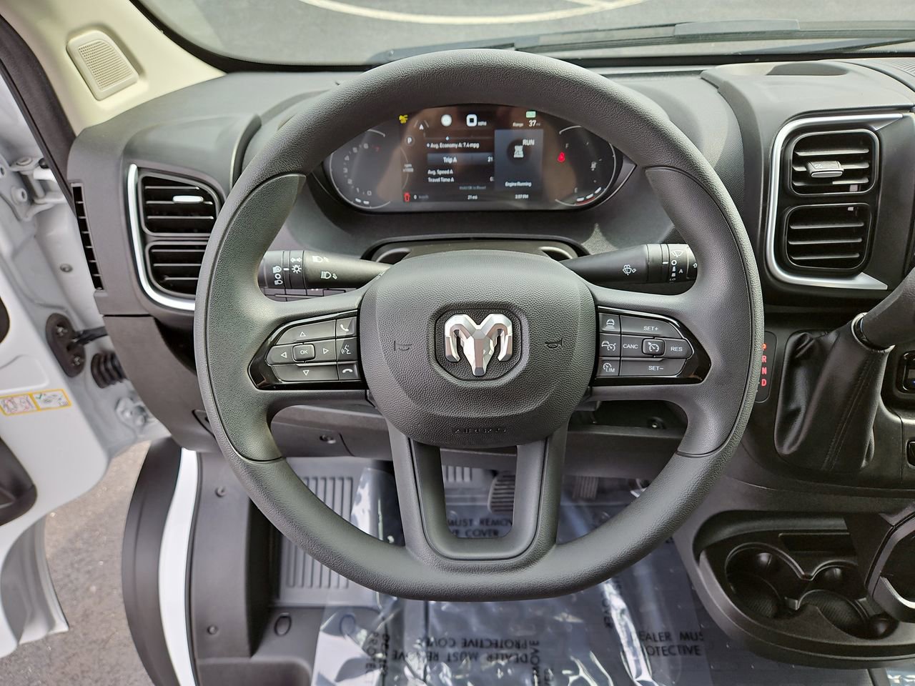 New 2025 RAM ProMaster 2500 w/ Quick Order Package 22G SLT image 15