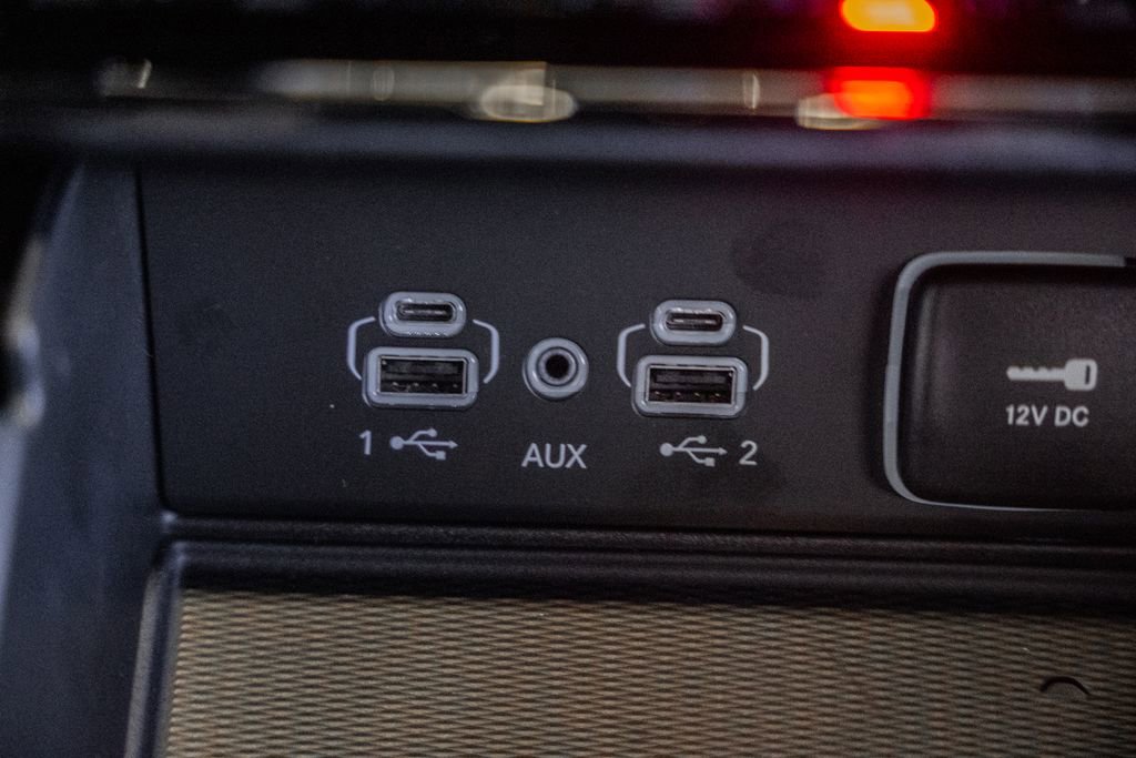 New 2025 Jeep Grand Cherokee 4WD image 23