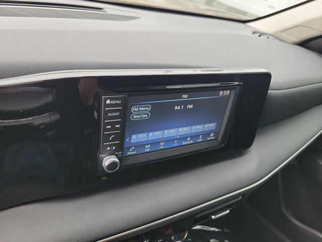 Used 2025 Nissan Kicks S image 27