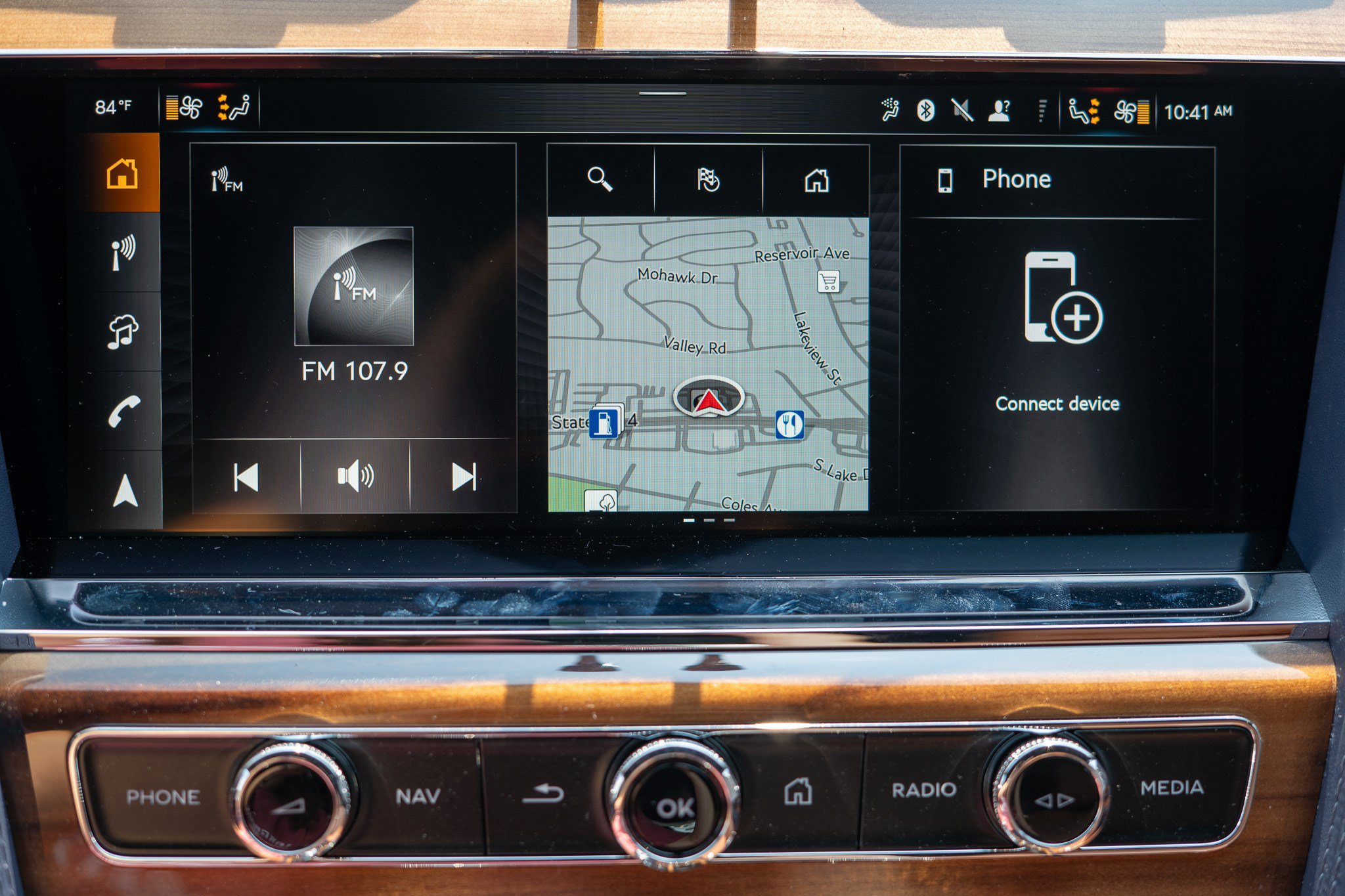 New 2026 Bentley Bentayga AWD/4WD image 21