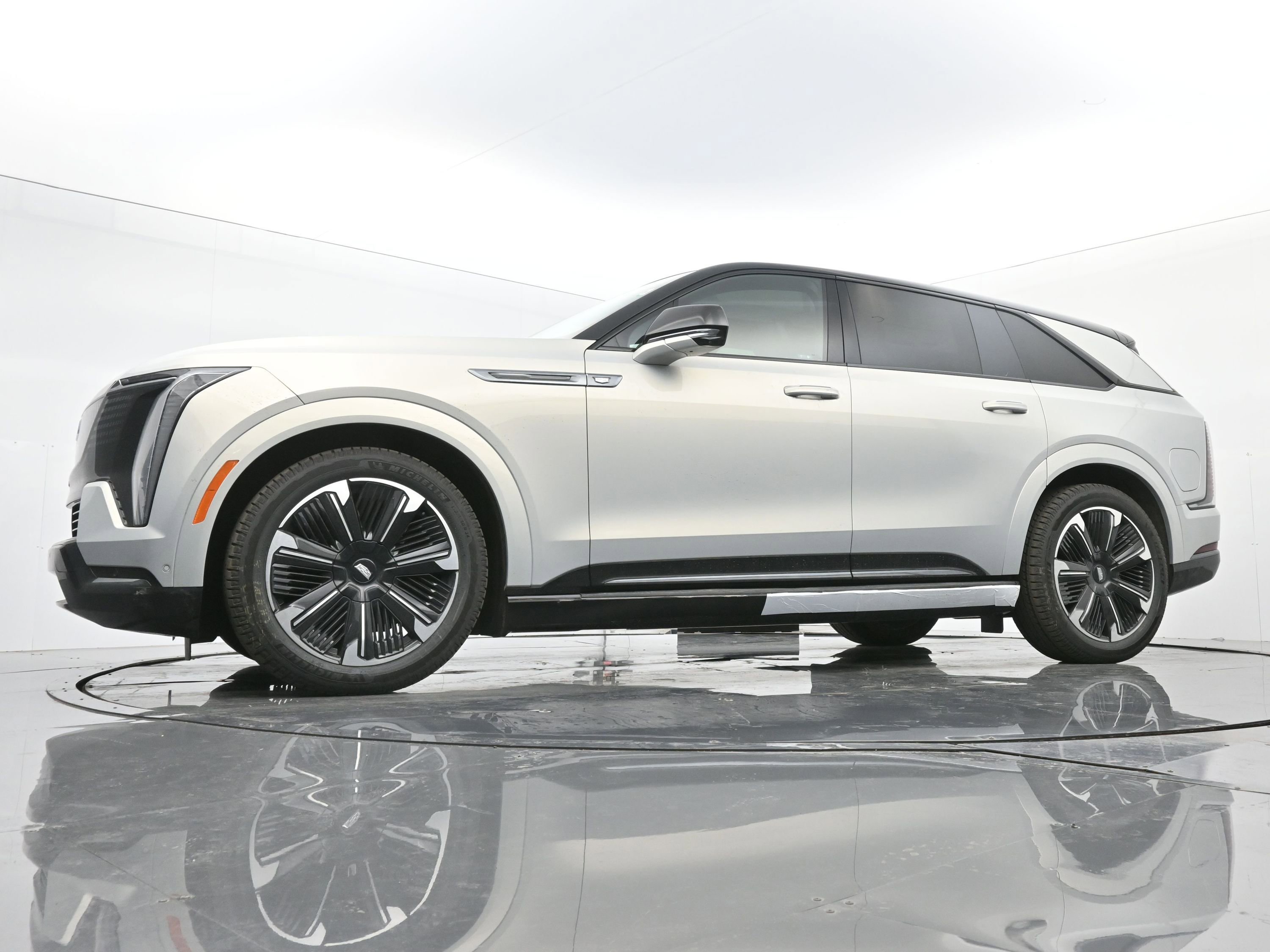 New 2025 Cadillac Escalade IQ Sport 2 image 16