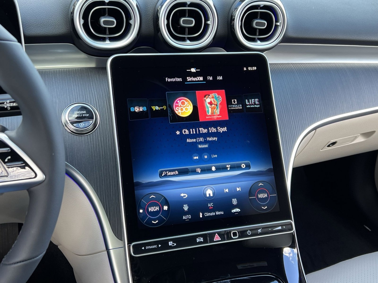 New 2026 Mercedes-Benz C 300 4MATIC Sedan image 16