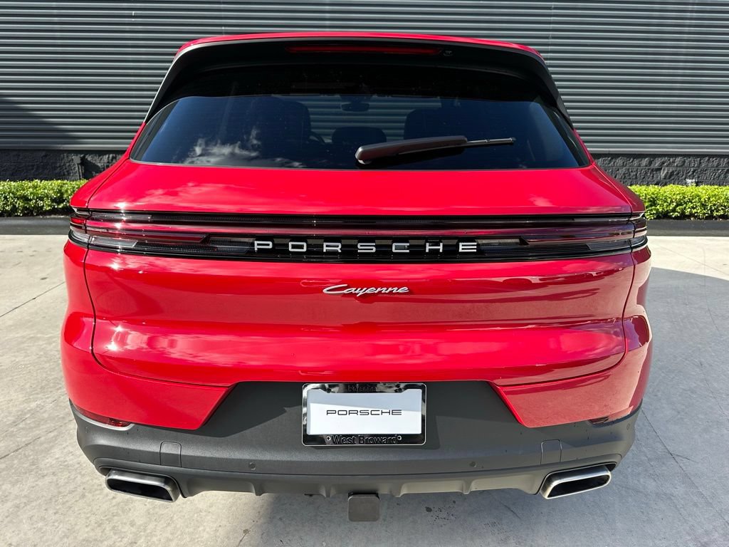 Certified 2026 Porsche Cayenne AWD/4WD image 12