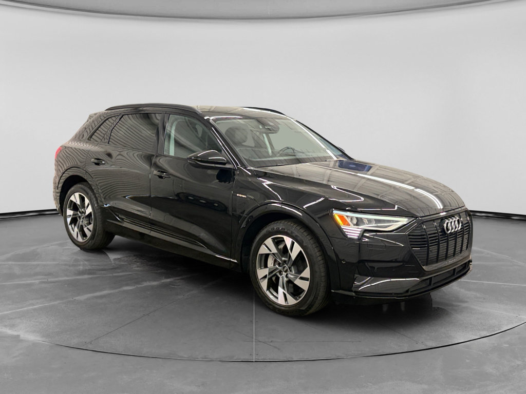 Used 2021 Audi e-tron Premium w/ Convenience Plus Package AWD/4WD image 3