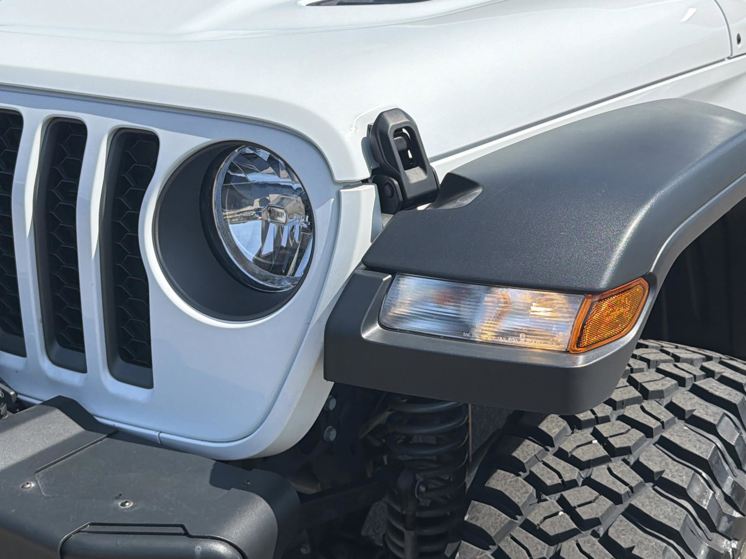 Used 2020 Jeep Gladiator Rubicon image 10