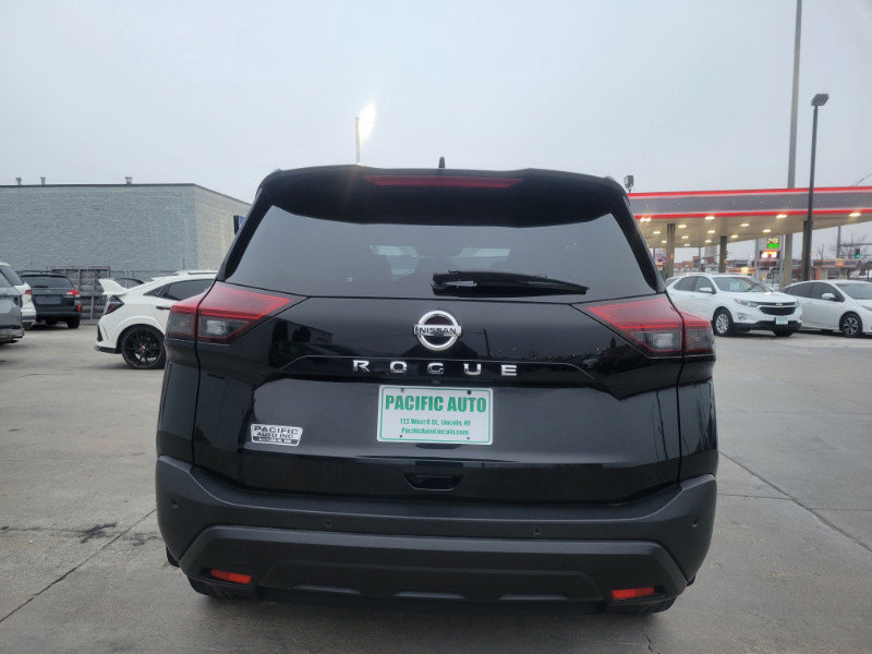 Used 2021 Nissan Rogue S image 7