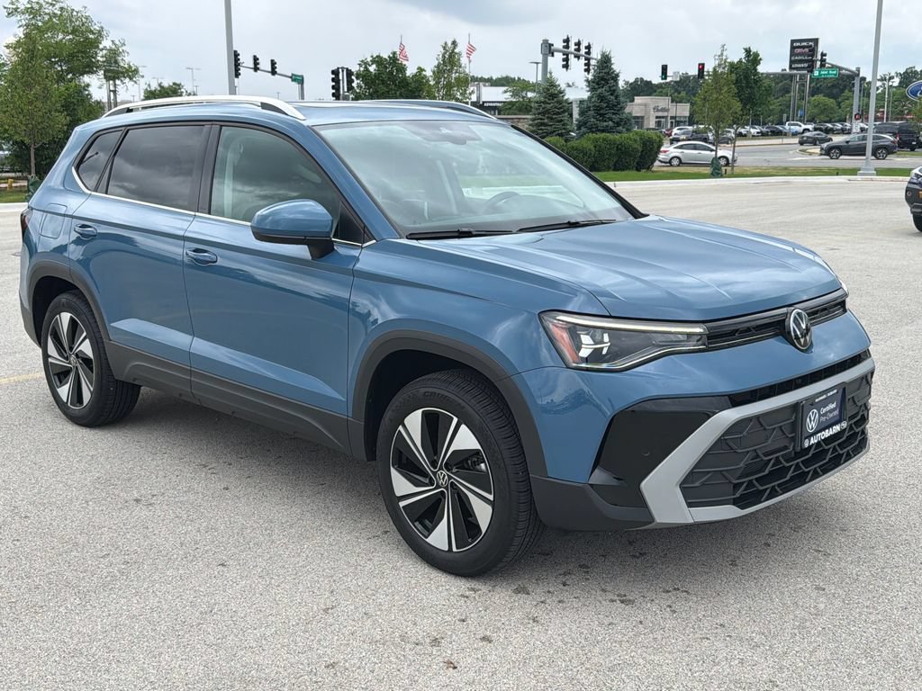 Certified 2025 Volkswagen Taos SE