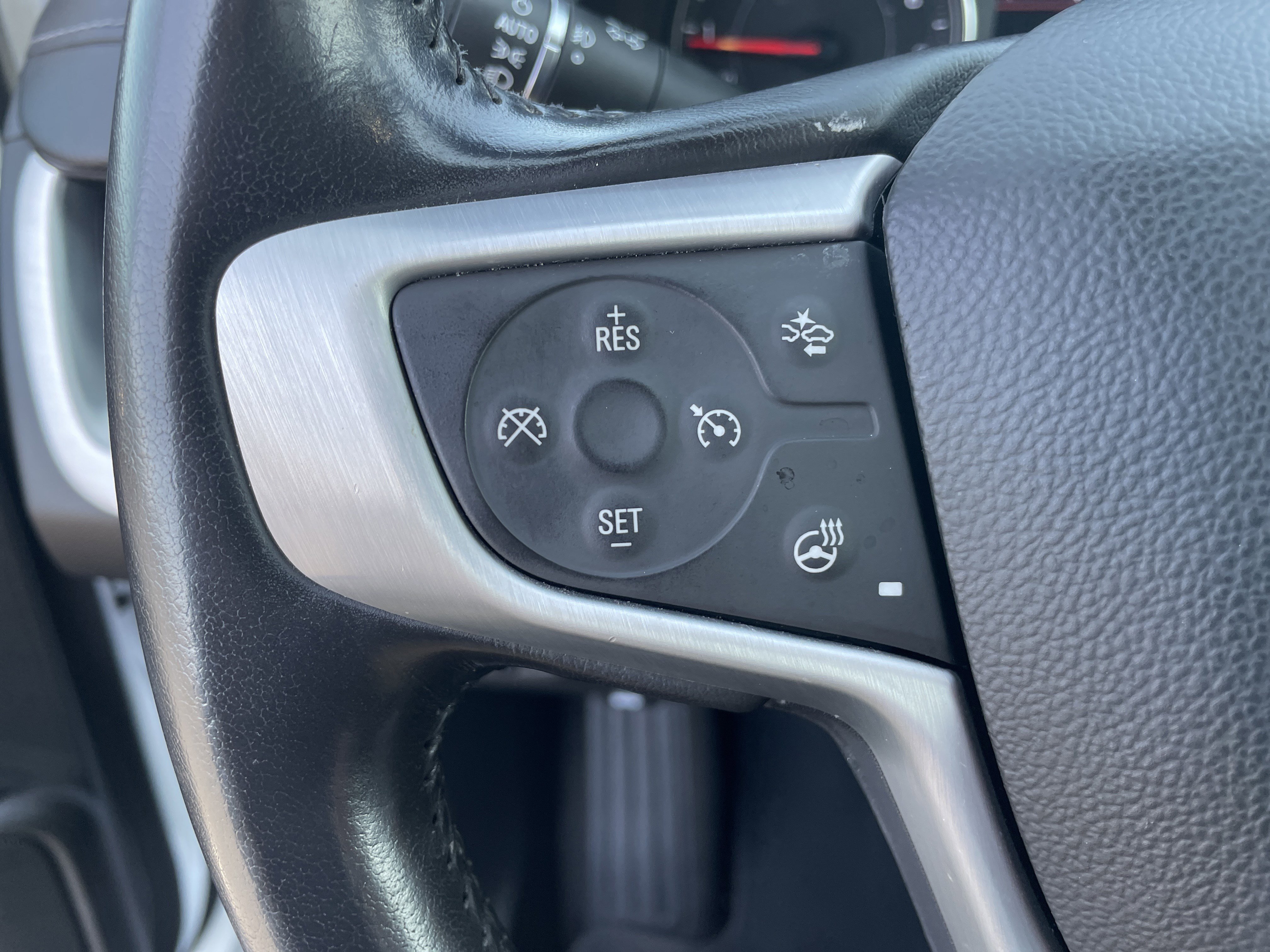 Used 2022 GMC Terrain SLT w/ Infotainment Package II image 14