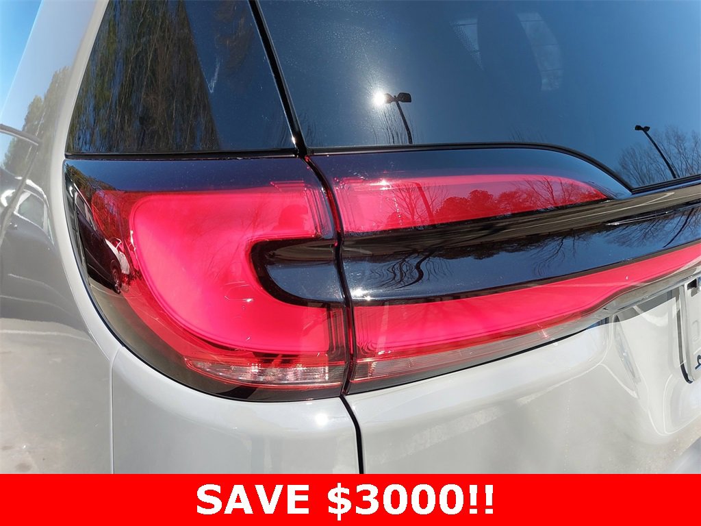 New 2025 Chrysler Pacifica Select image 35