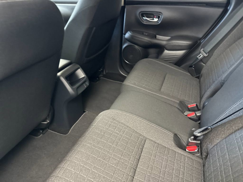 Used 2025 Honda HR-V LX image 11