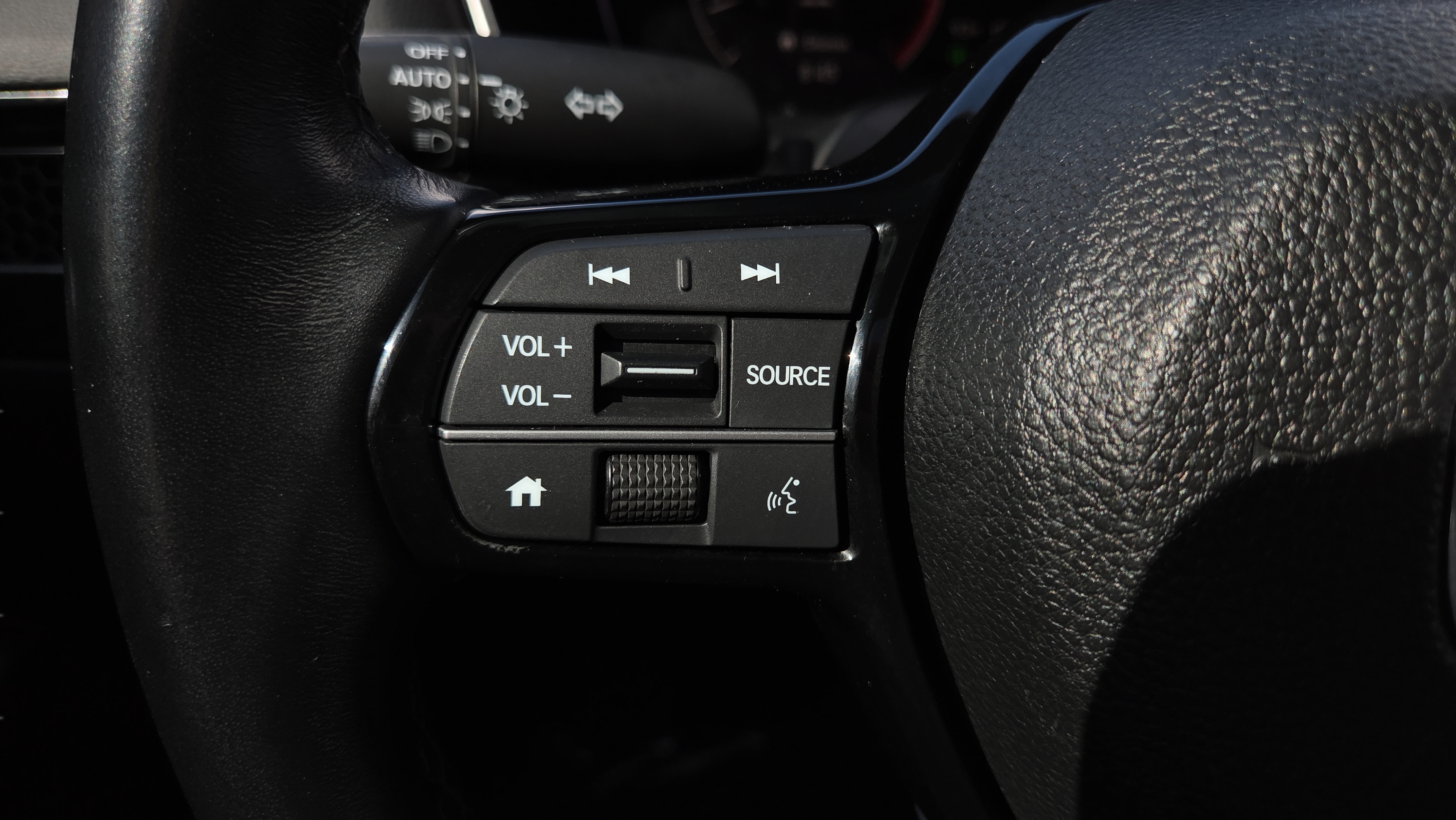 Certified 2024 Honda Civic EX-L image 23