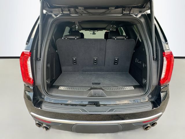 Used 2021 GMC Yukon Denali w/ Denali Premium Package AWD/4WD image 30