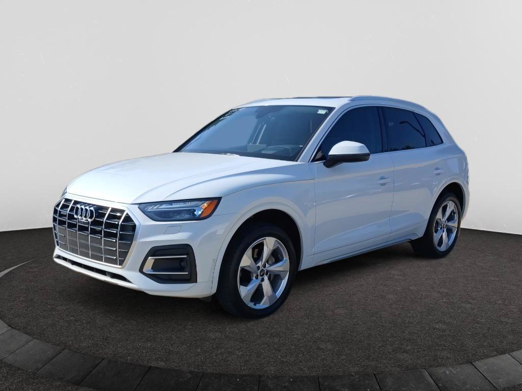Used 2021 Audi Q5 Prestige w/ Prestige Package AWD/4WD image 3
