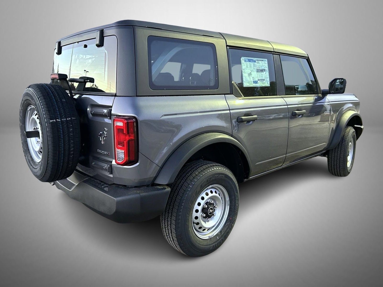 New 2025 Ford Bronco Base image 5
