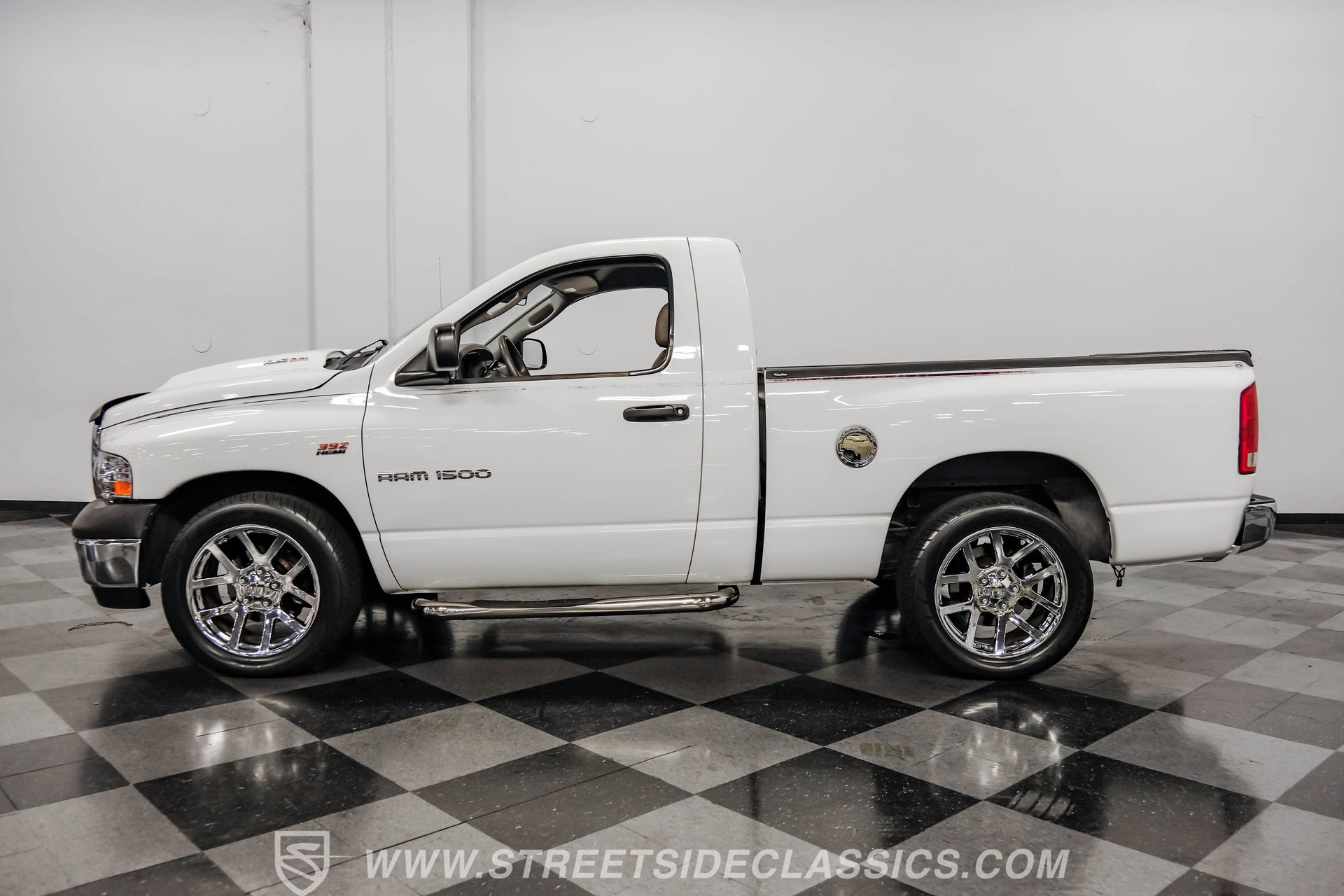 Used 2003 Dodge Ram 1500 Truck ST RWD image 2