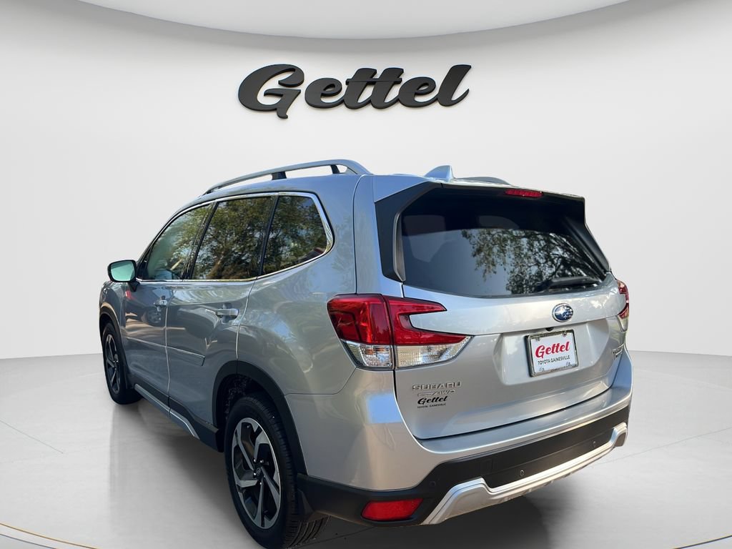 Used 2022 Subaru Forester Touring AWD/4WD image 7