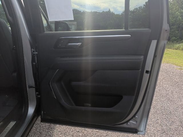 Certified 2025 Chevrolet Suburban Z71 AWD/4WD image 10