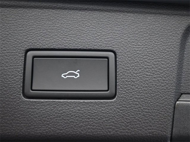 New 2026 Volkswagen Atlas SEL image 12