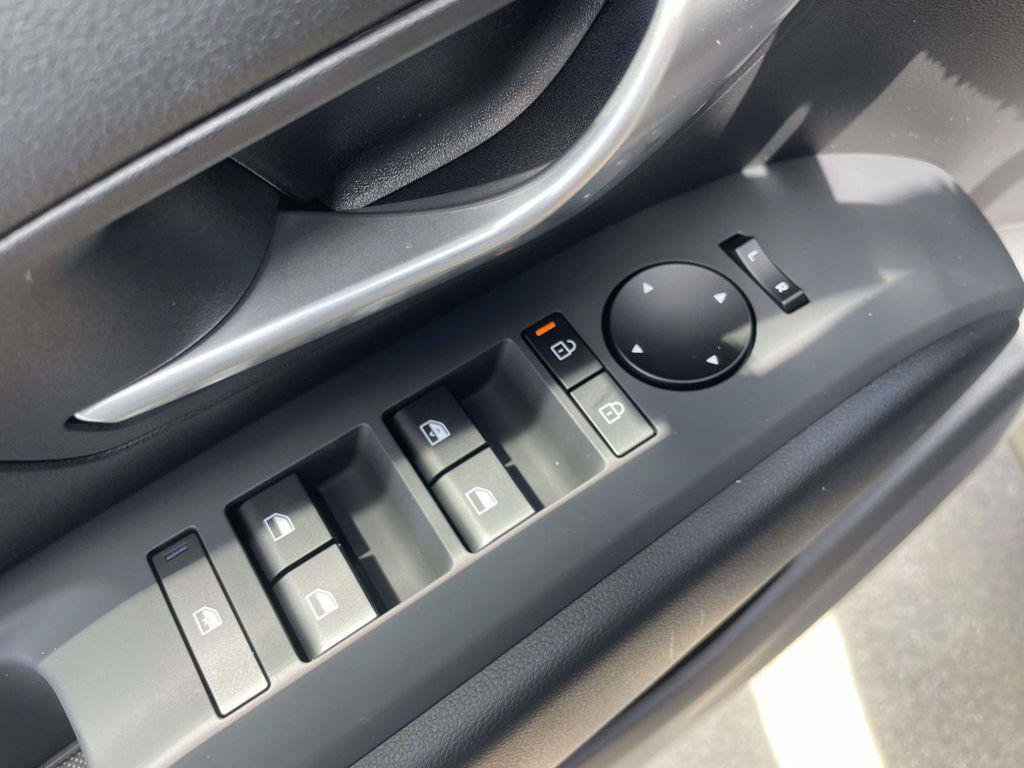 New 2026 Hyundai Tucson SE FWD image 32