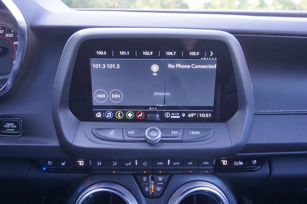 Used 2022 Chevrolet Camaro LT w/ Technology Package image 12