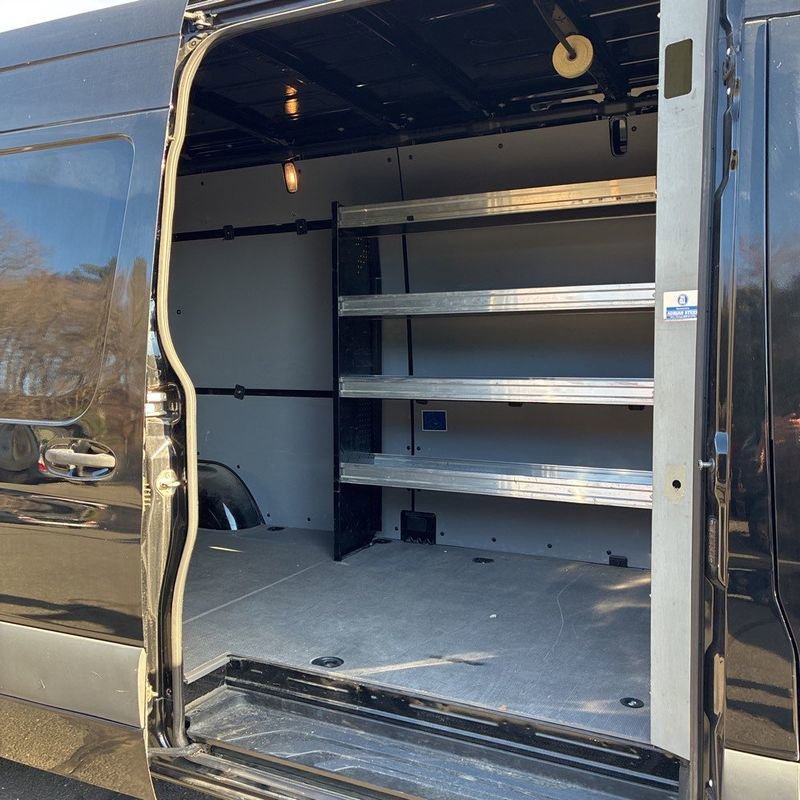 Used 2020 Mercedes-Benz Sprinter 2500 image 8