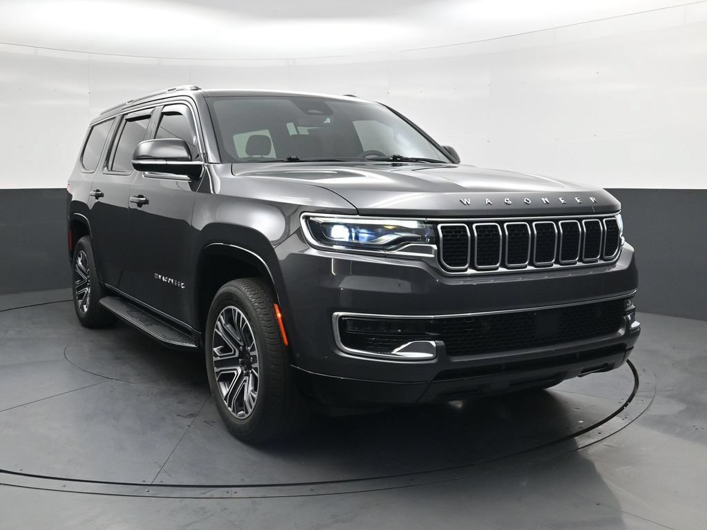 Used 2024 Jeep Wagoneer 4WD w/ Premium Group I image 2