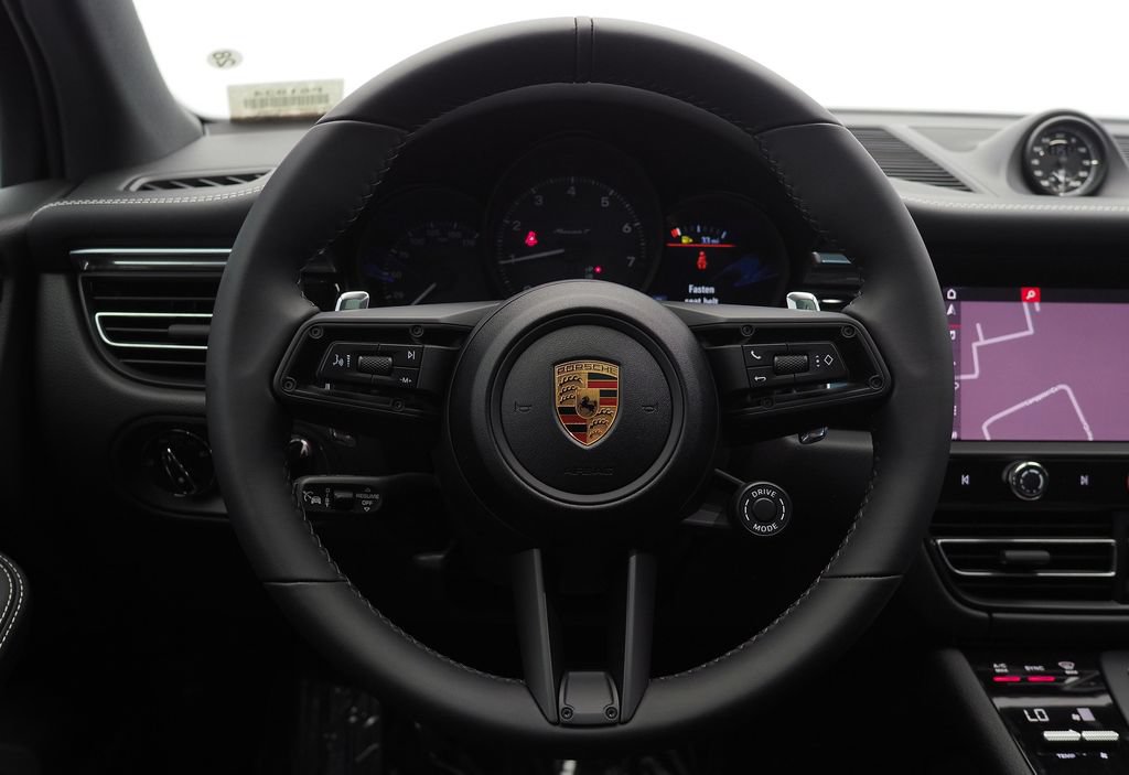 New 2026 Porsche Macan AWD/4WD image 16