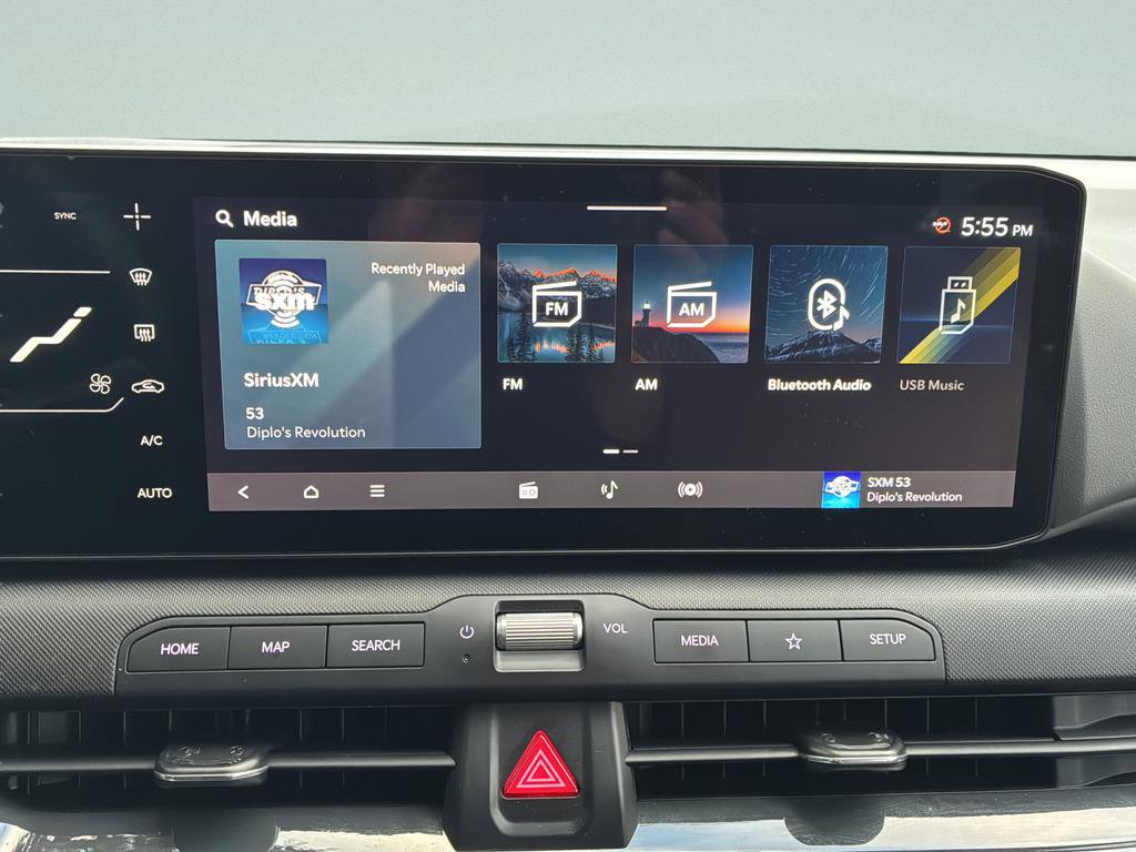 Used 2025 Kia K4 EX image 29