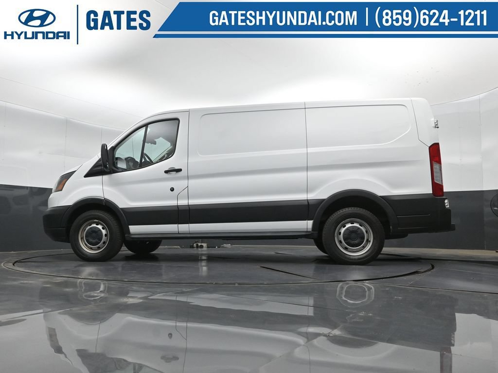 Used 2017 Ford Transit 150 130 Low Roof RWD image 39