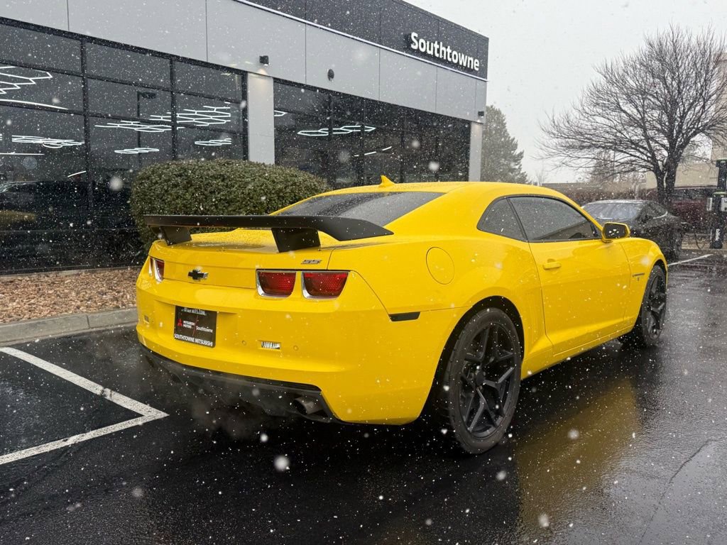 Used 2013 Chevrolet Camaro SS w/ RS Package image 7