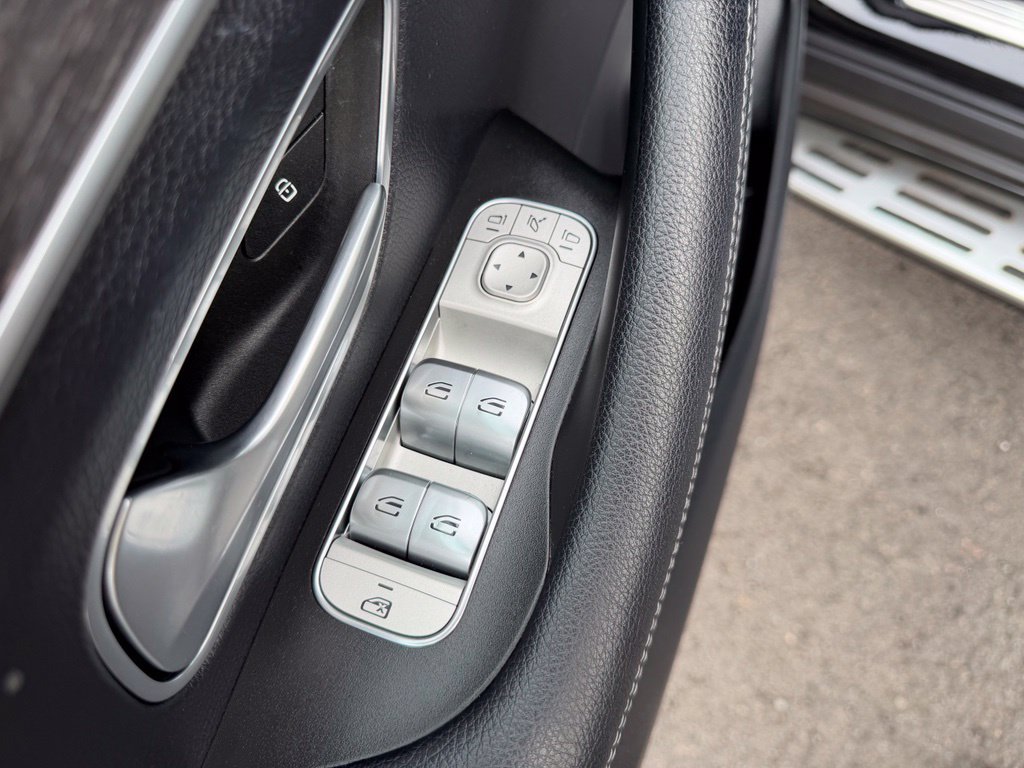 Used 2022 Mercedes-Benz GLE 350 4MATIC image 13