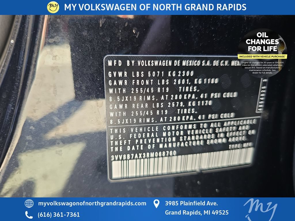 Used 2024 Volkswagen Tiguan SE R-Line AWD/4WD image 50